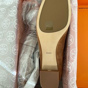 Tory Burch, GiGi Suede Pump, size 10.5, Royal Tan color